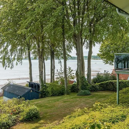 6 Person In Bjert-by Traum Semesterbostad