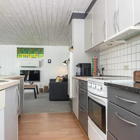 6 Person In Bjert-by Traum Semesterbostad