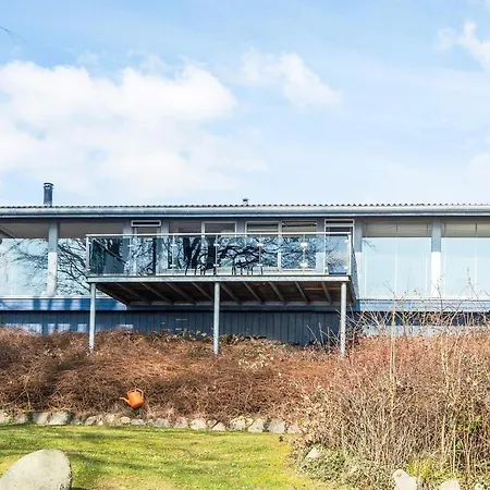 Semesterbostad 6 Person In Bjert-by Traum Bjert Strand